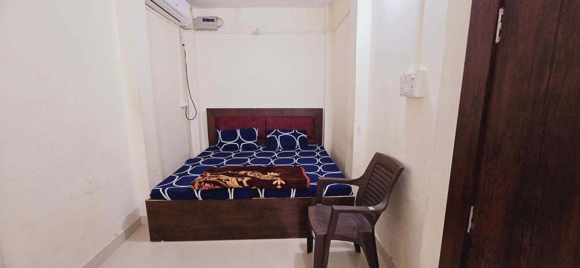 Ramlala Paying Guest House Stay Just 100M From Saryu Ghat, Ayodhya Exterior photo